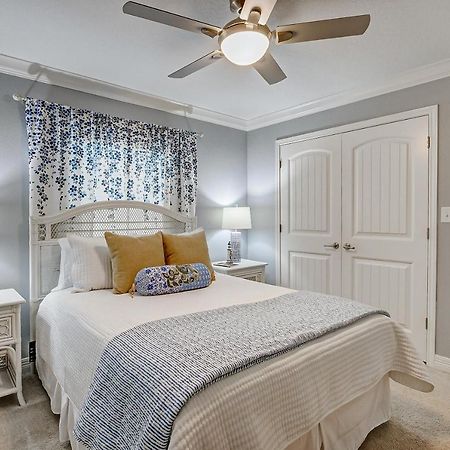 Spring Break Specials! Front Row Views - Tiki Bar - Playground Villa Bolivar Peninsula Exterior foto